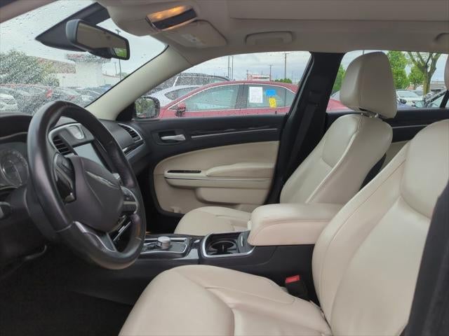 2015 Chrysler 300 Limited