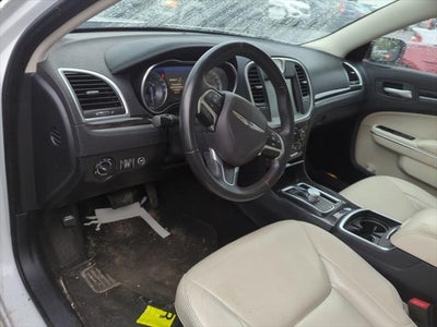 2015 Chrysler 300 Limited