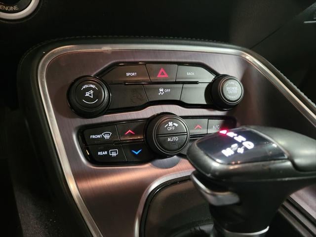 2016 Dodge Challenger SXT