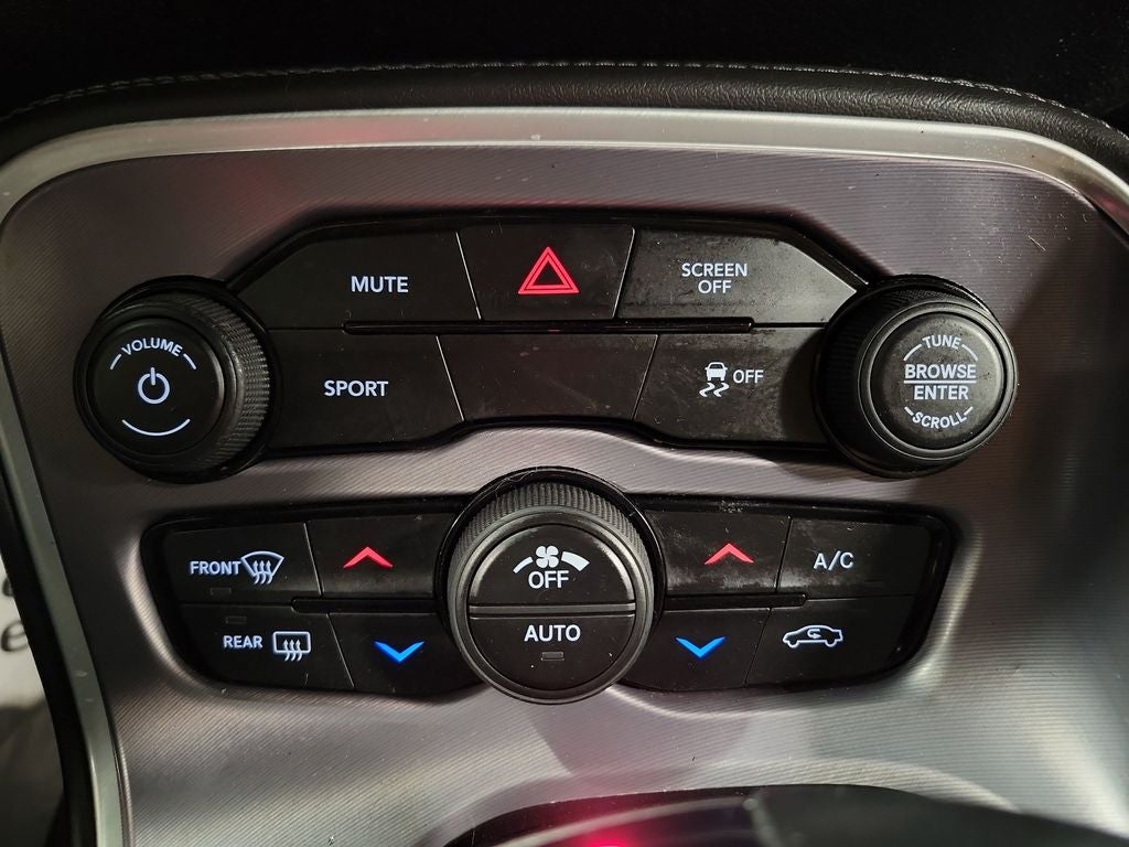 2019 Dodge Challenger SXT