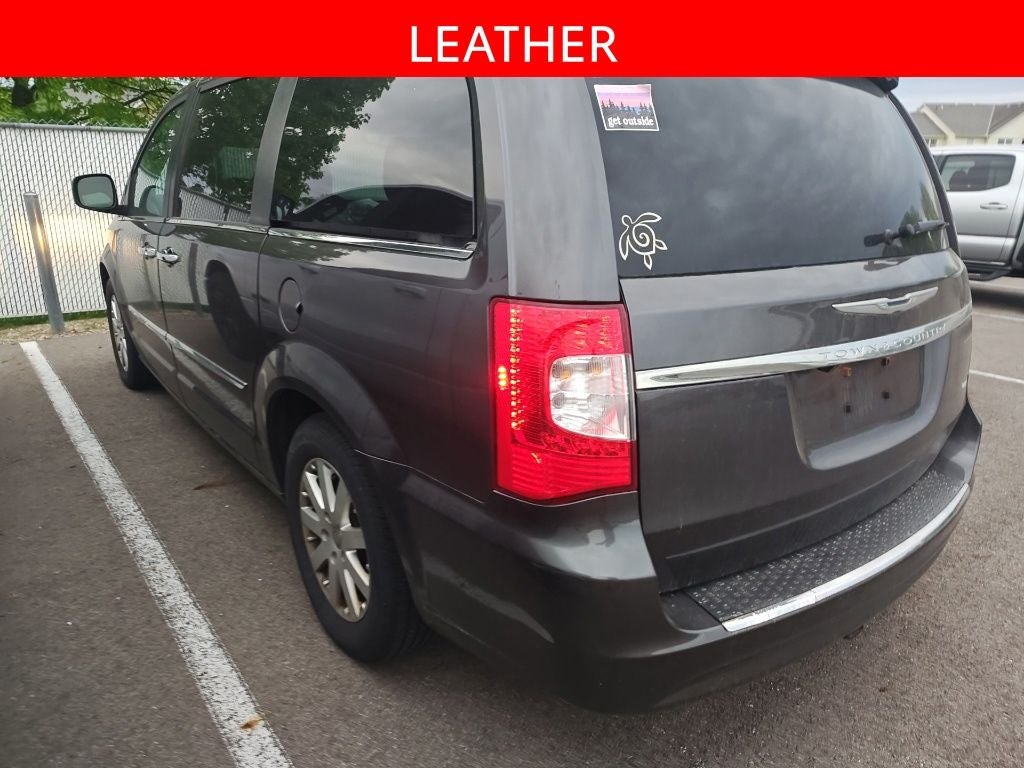 2015 Chrysler Town & Country Touring