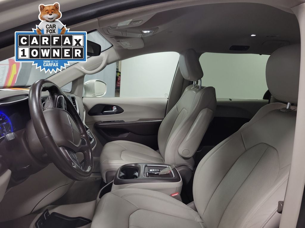 2021 Chrysler Pacifica Touring L - Photo 12