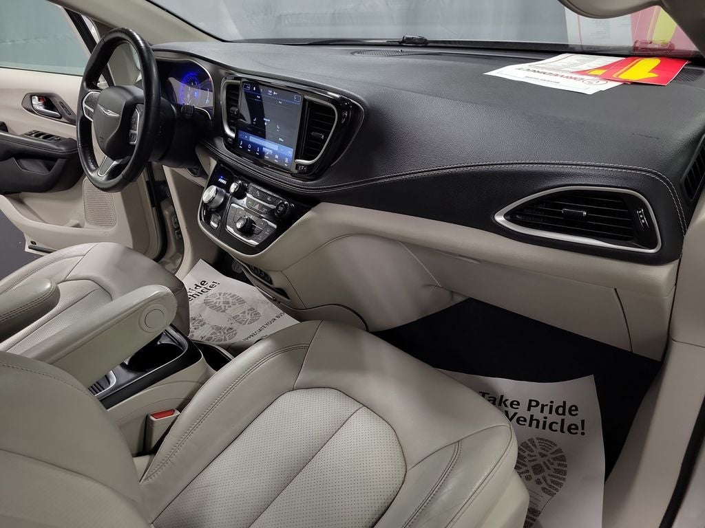 2021 Chrysler Pacifica Touring L