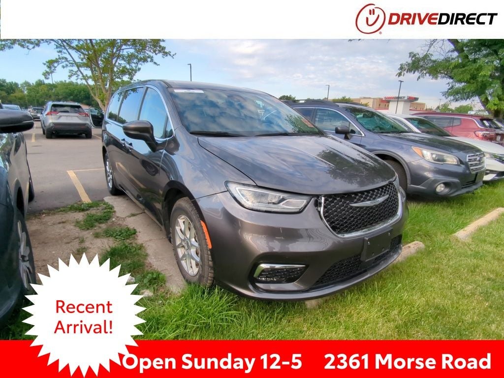 2023 Chrysler Pacifica Touring L