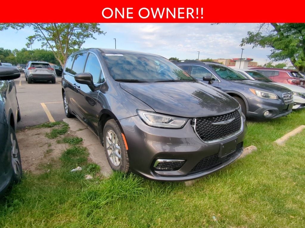 2023 Chrysler Pacifica Touring L