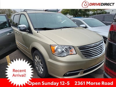 2012 Chrysler Town & Country Touring-L
