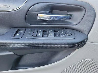 2013 Chrysler Town & Country Touring-L