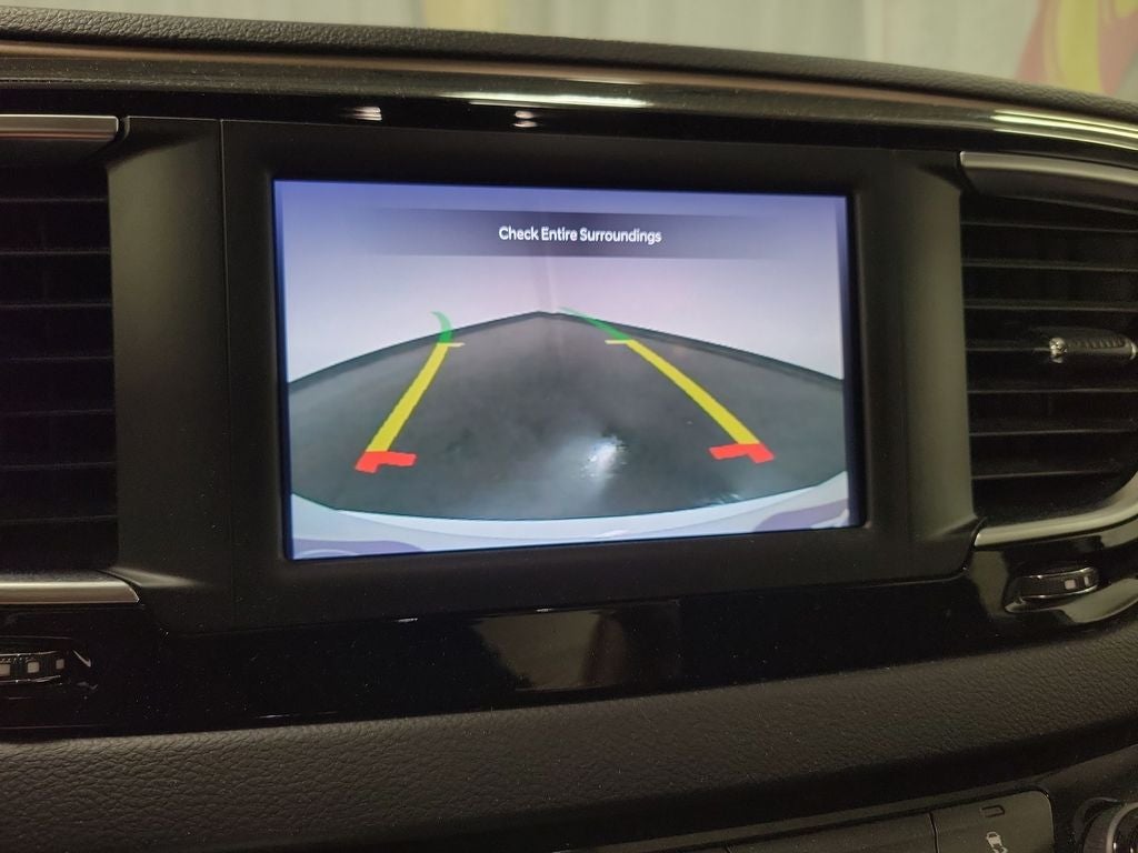 2023 Chrysler Voyager LX