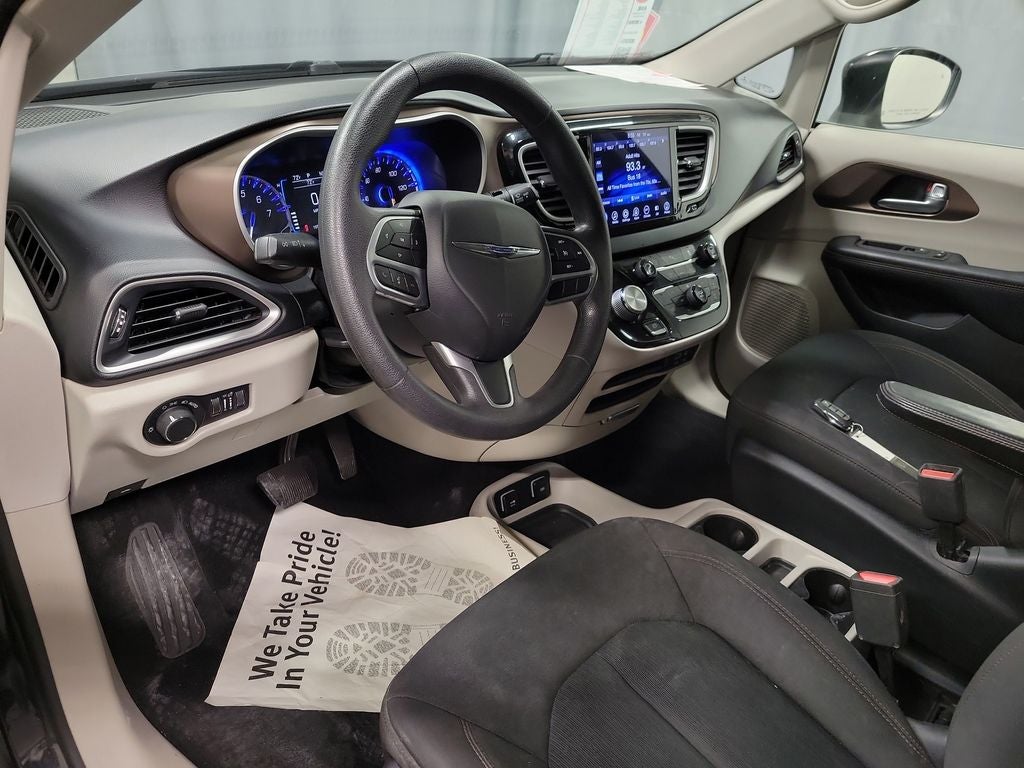 2017 Chrysler Pacifica Touring
