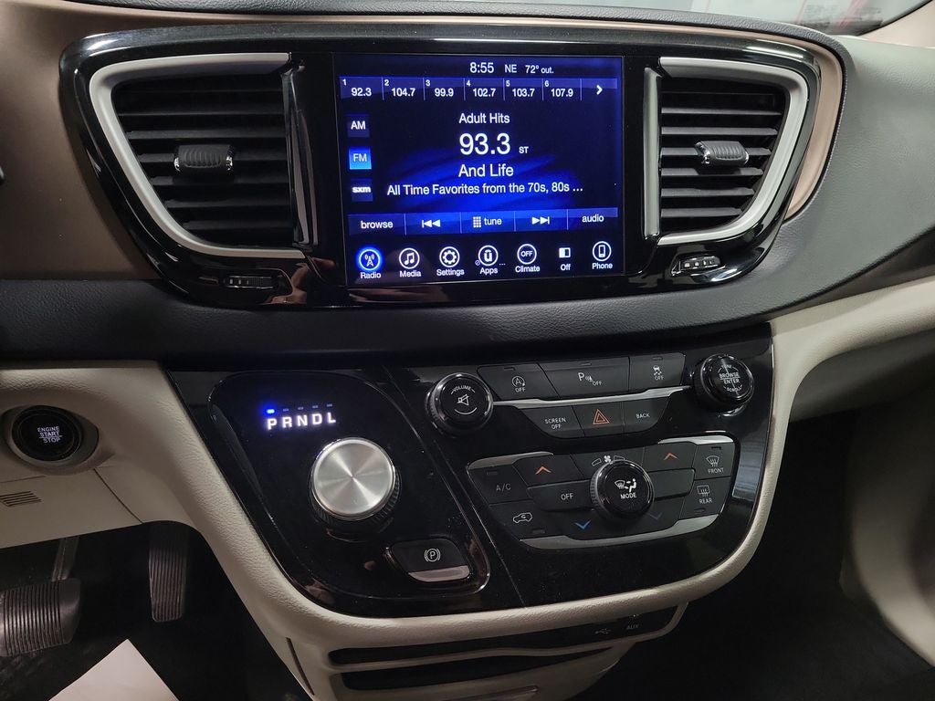 2017 Chrysler Pacifica Touring