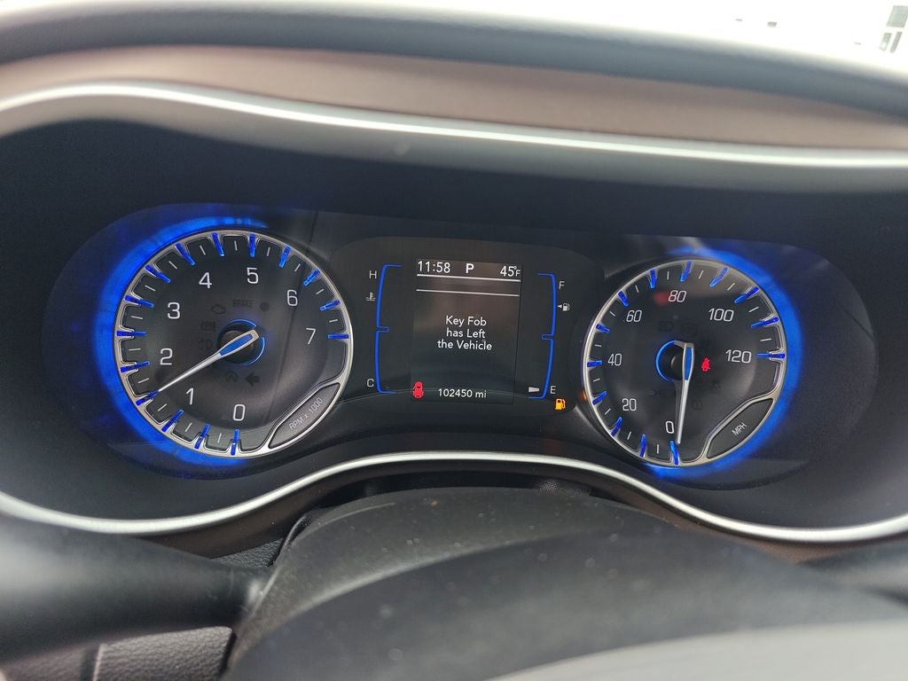 2020 Chrysler Voyager LXI