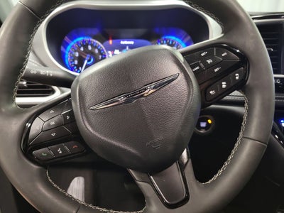 2024 Chrysler Pacifica Touring