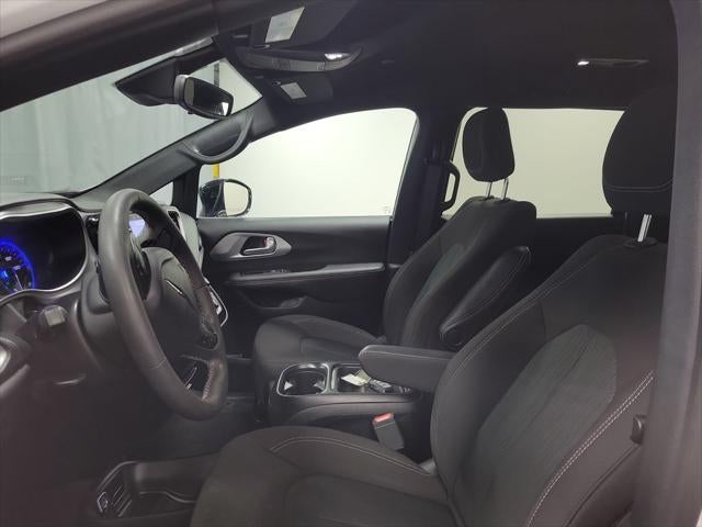 2024 Chrysler Pacifica Touring