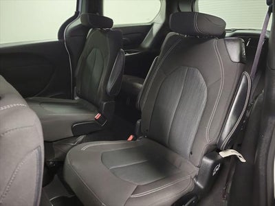 2024 Chrysler Pacifica Touring