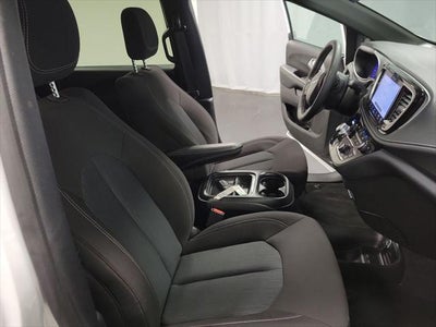 2024 Chrysler Pacifica Touring
