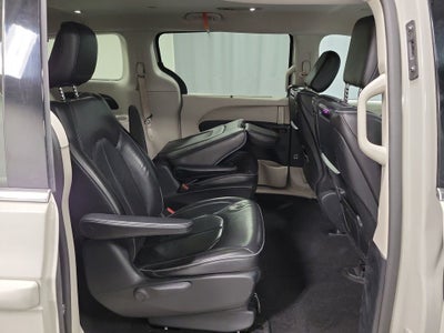 2020 Chrysler Pacifica Hybrid Limited