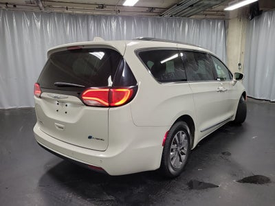 2020 Chrysler Pacifica Hybrid Limited