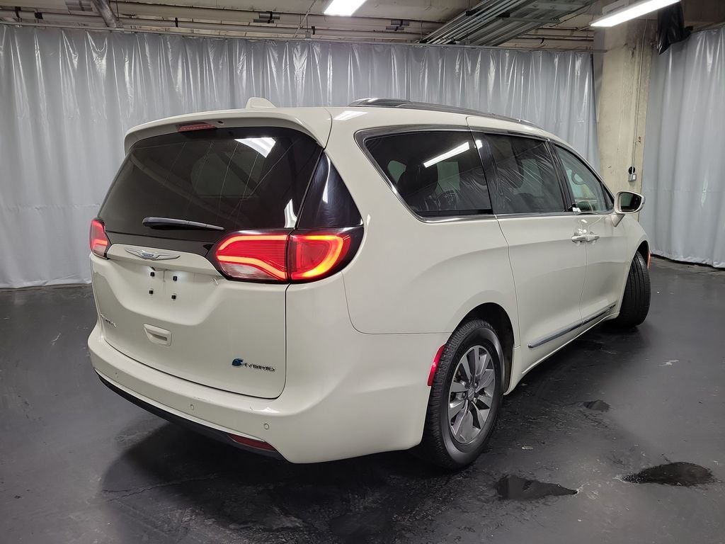 2020 Chrysler Pacifica Hybrid Limited