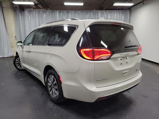 2020 Chrysler Pacifica Hybrid Limited