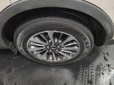 2019 Lincoln Nautilus Select