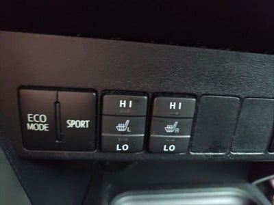 2017 Toyota RAV4 SE