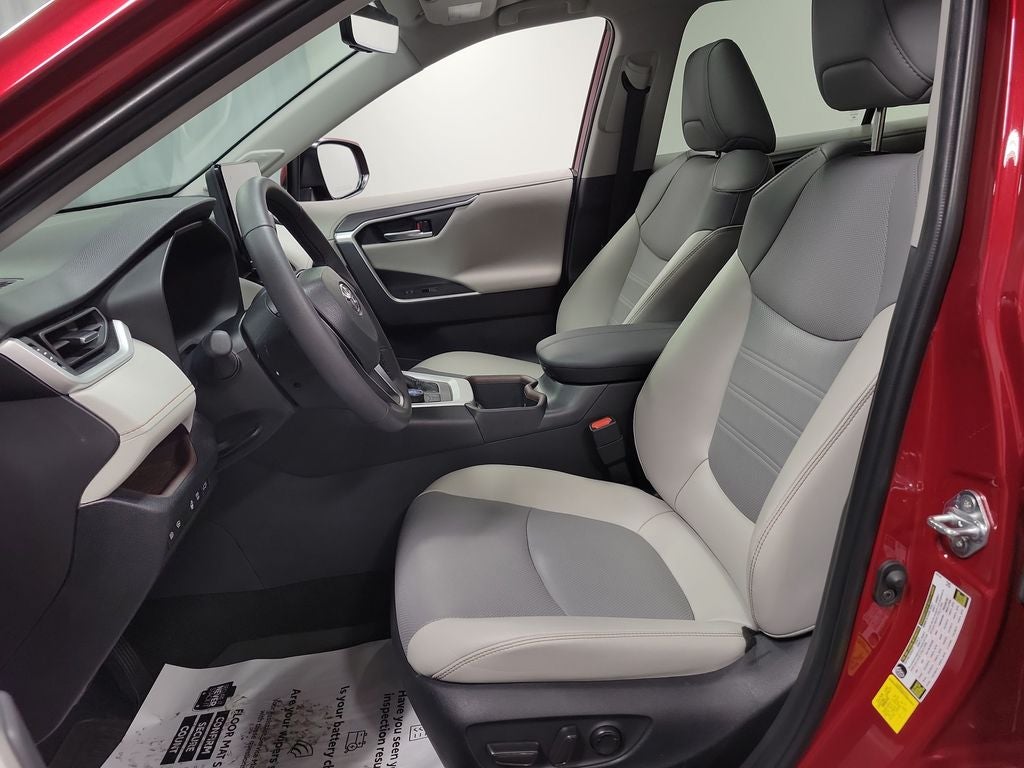 2023 Toyota RAV4 Limited