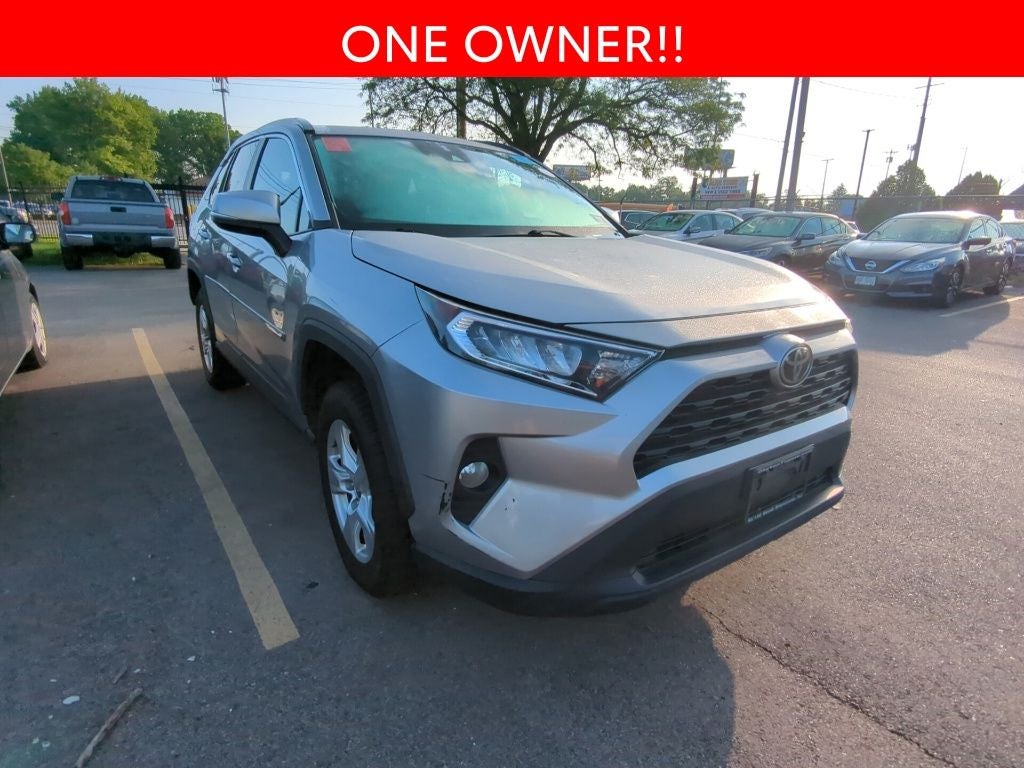 2020 Toyota RAV4 XLE
