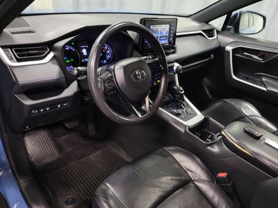2022 Toyota RAV4 Hybrid SE
