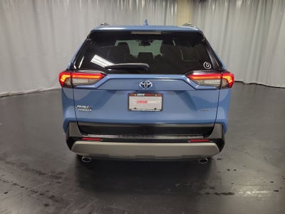 2022 Toyota RAV4 Hybrid SE