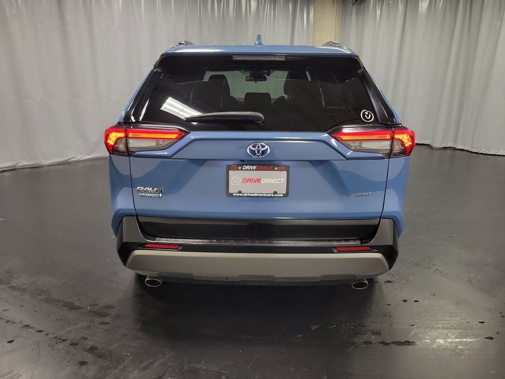 2022 Toyota RAV4 Hybrid SE