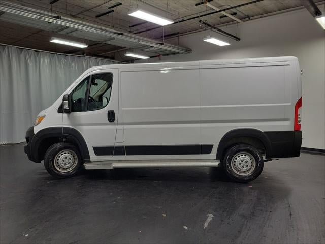 2025 RAM ProMaster 2500 Base