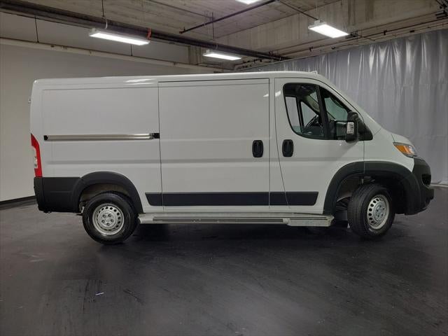 2025 RAM ProMaster 2500 Base