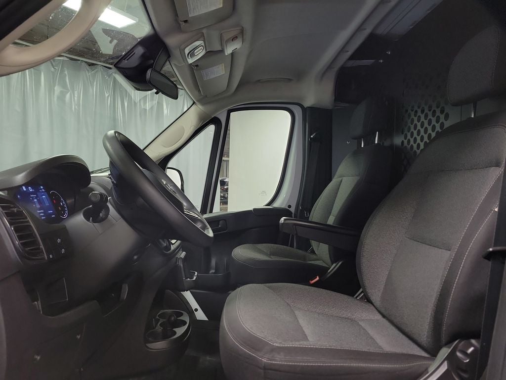 2025 RAM ProMaster 2500 Base