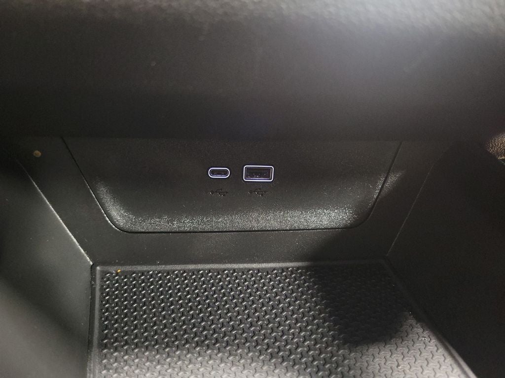 2025 Chevrolet Equinox LT - Photo 17
