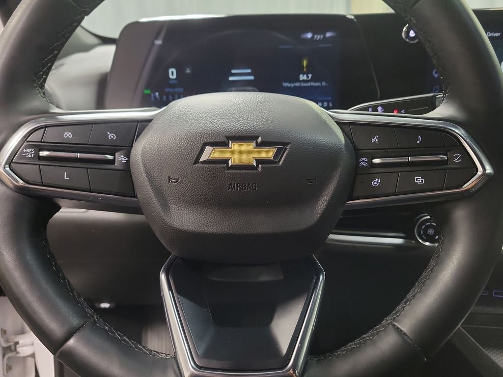 2025 Chevrolet Equinox LT - Photo 24