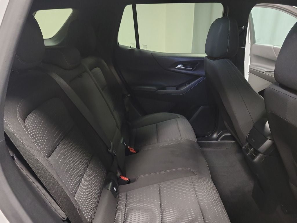2025 Chevrolet Equinox LT - Photo 31