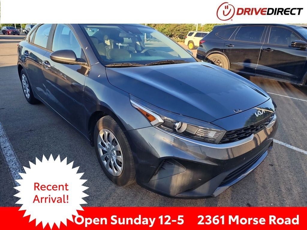 2022 Kia Forte FE AT's photo
