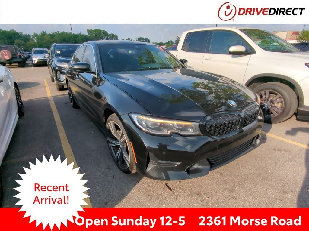 2020 BMW 3 Series 330i xDrive Sedan's photo