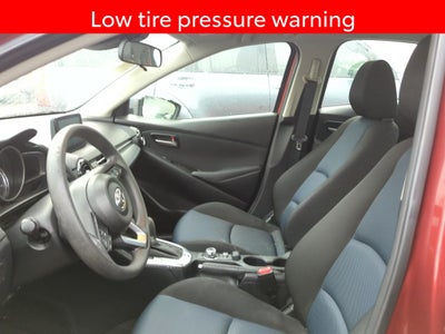 2019 Toyota Yaris LE