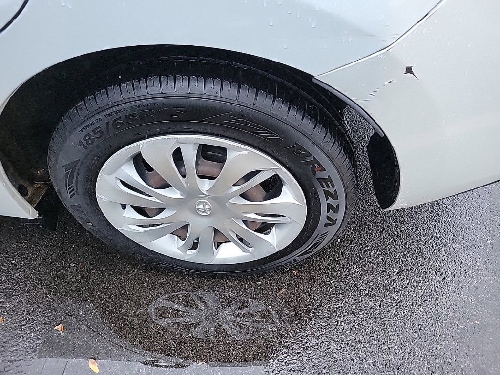 2019 Toyota Yaris L