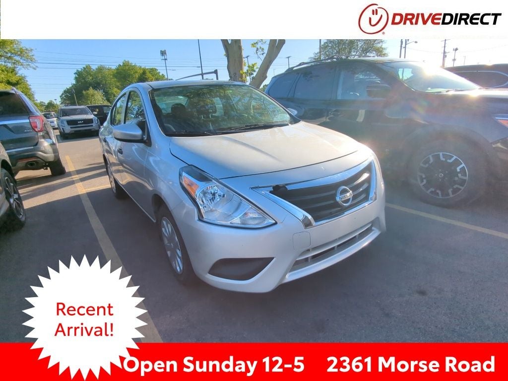 2018 Nissan Versa 1.6 S Plus CVT's photo