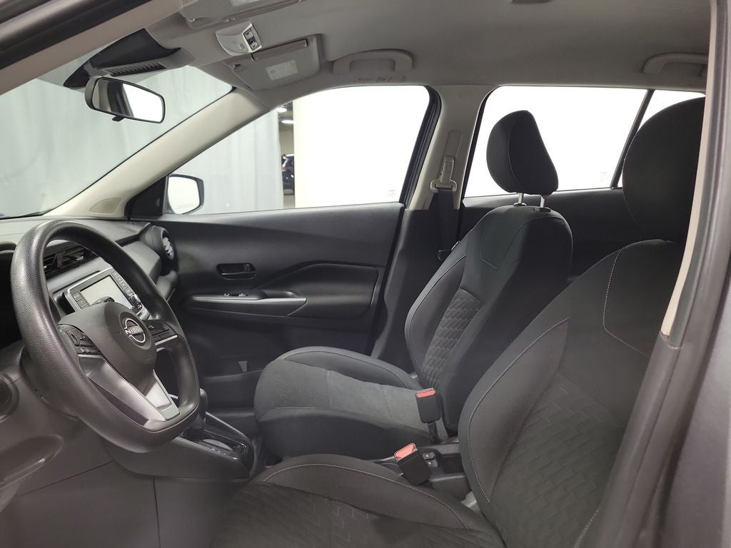 2022 Nissan Kicks S