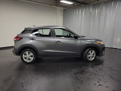 2022 Nissan Kicks S
