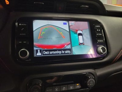 2022 Nissan Kicks SR