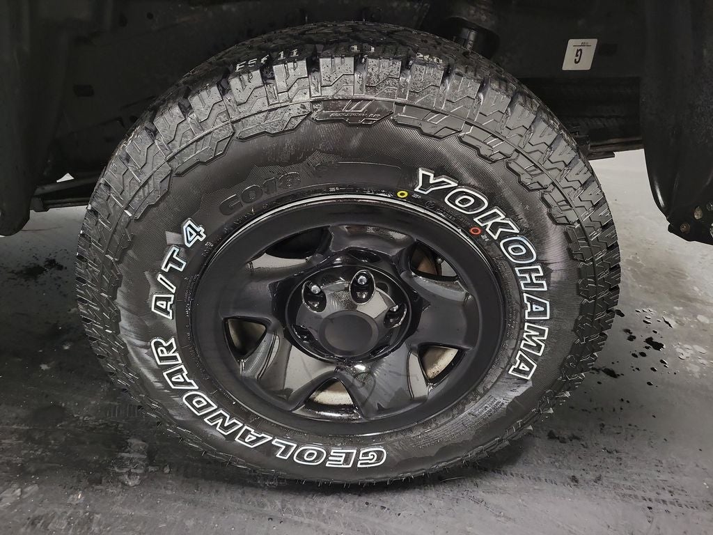 2023 Toyota Tacoma SR V6