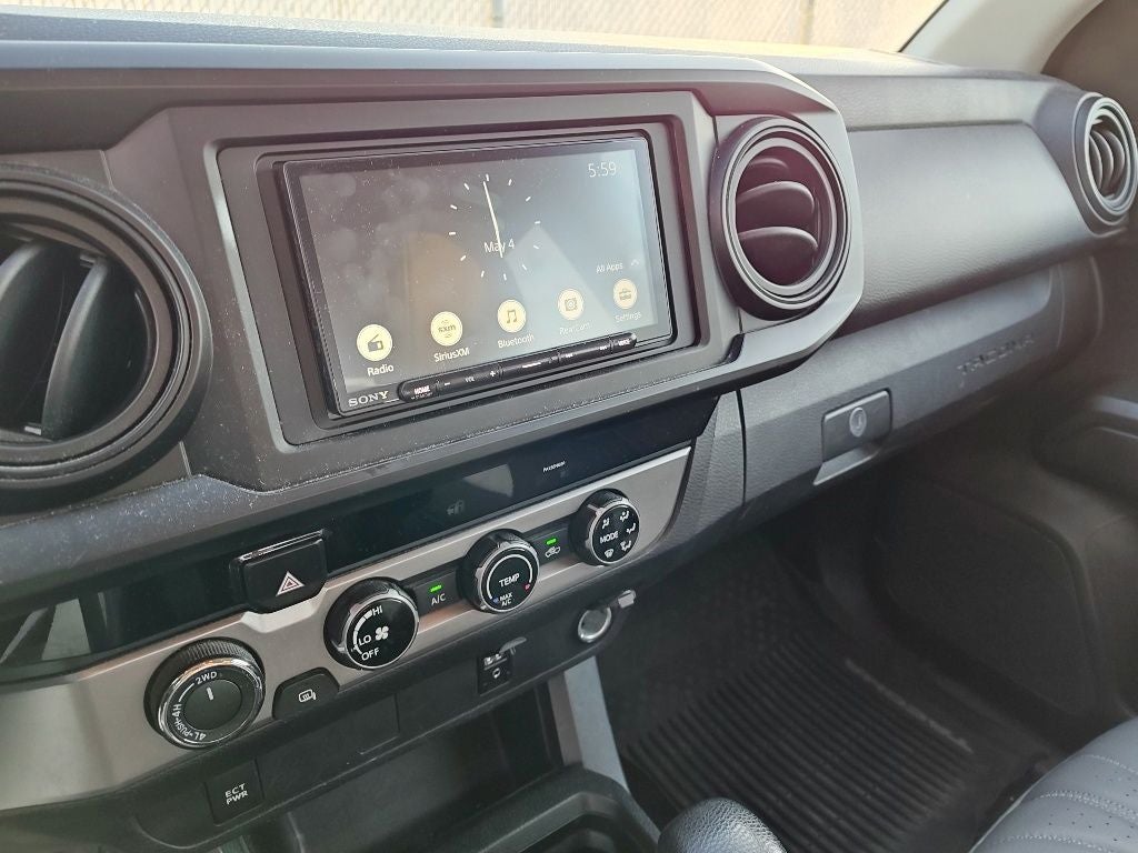 2017 Toyota Tacoma SR V6