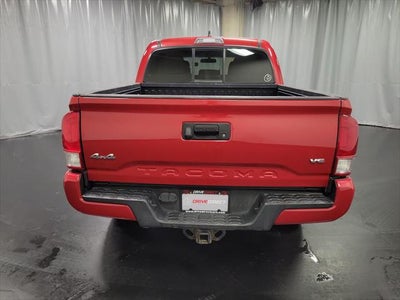 2017 Toyota Tacoma SR V6