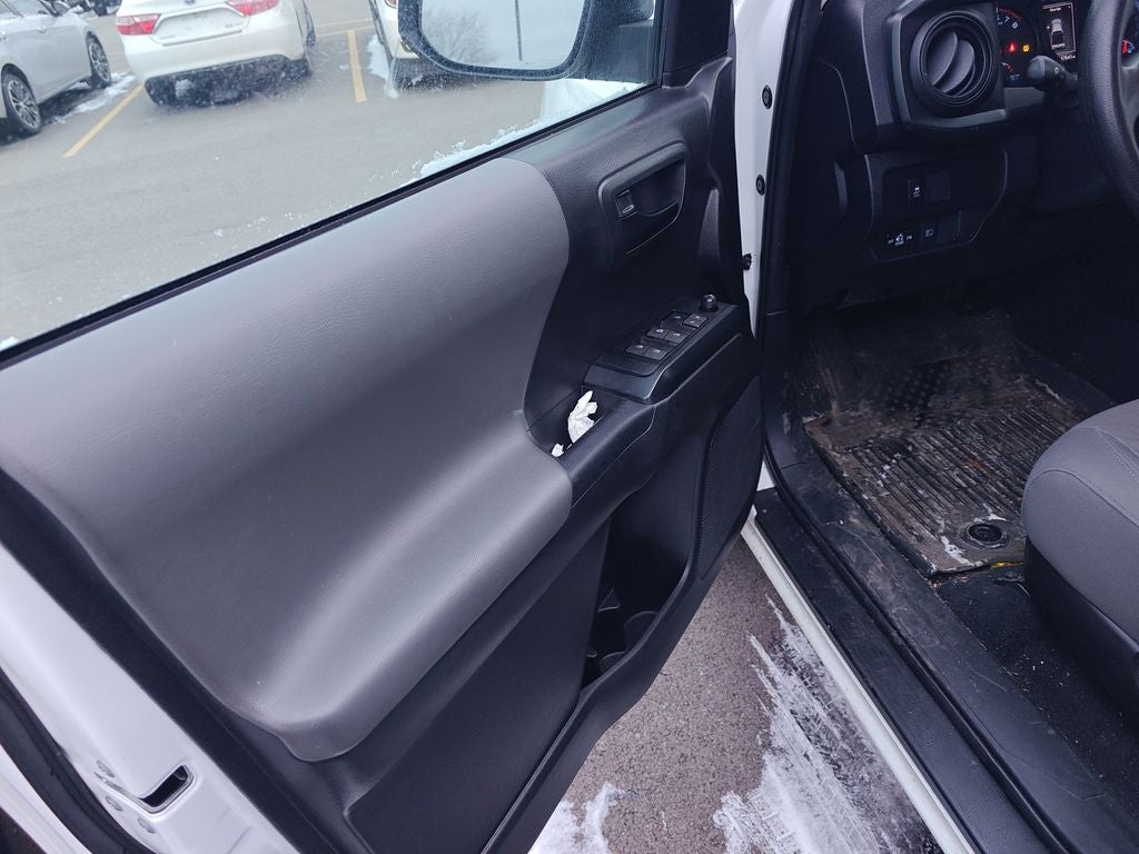 2023 Toyota Tacoma SR V6