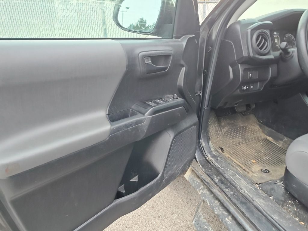 2023 Toyota Tacoma SR V6