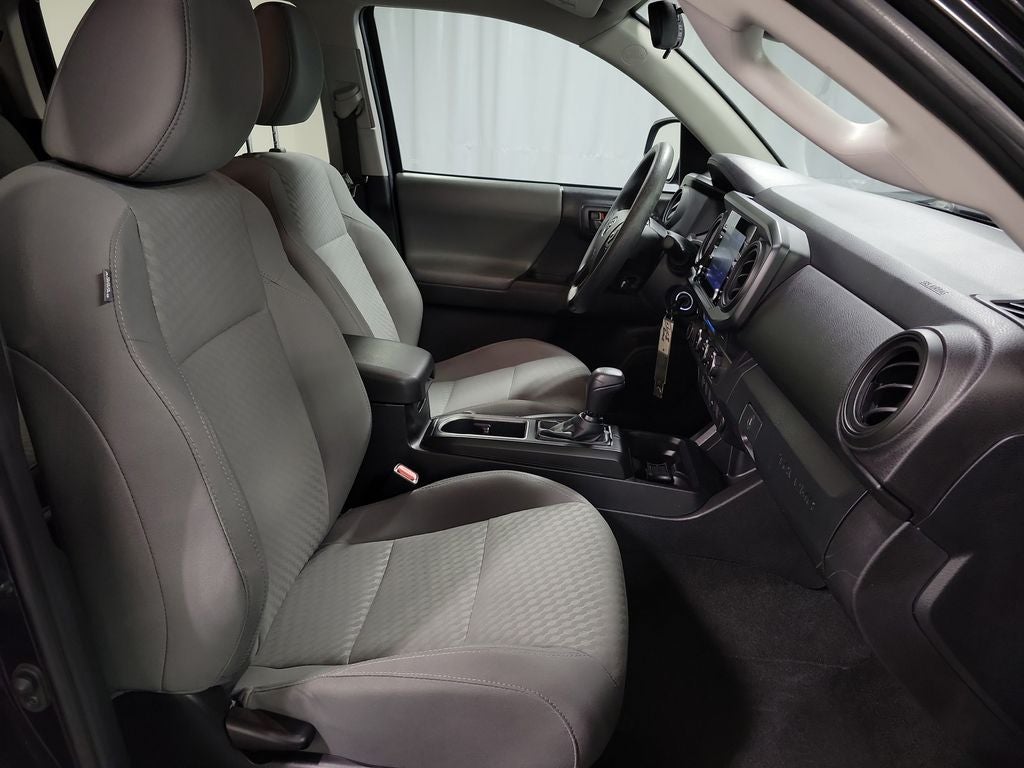 2022 Toyota Tacoma SR V6